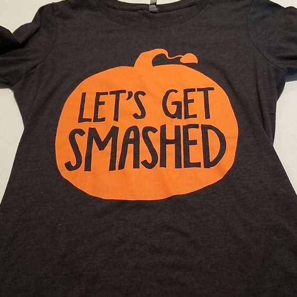 Tops - - Lg Women's Halloween tshirt